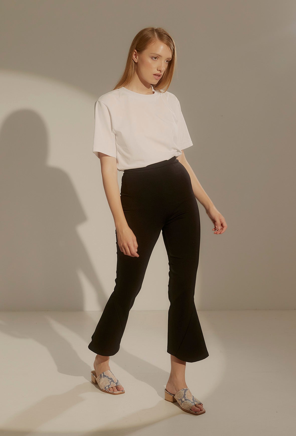 Fold Flares ~ Black Ponte