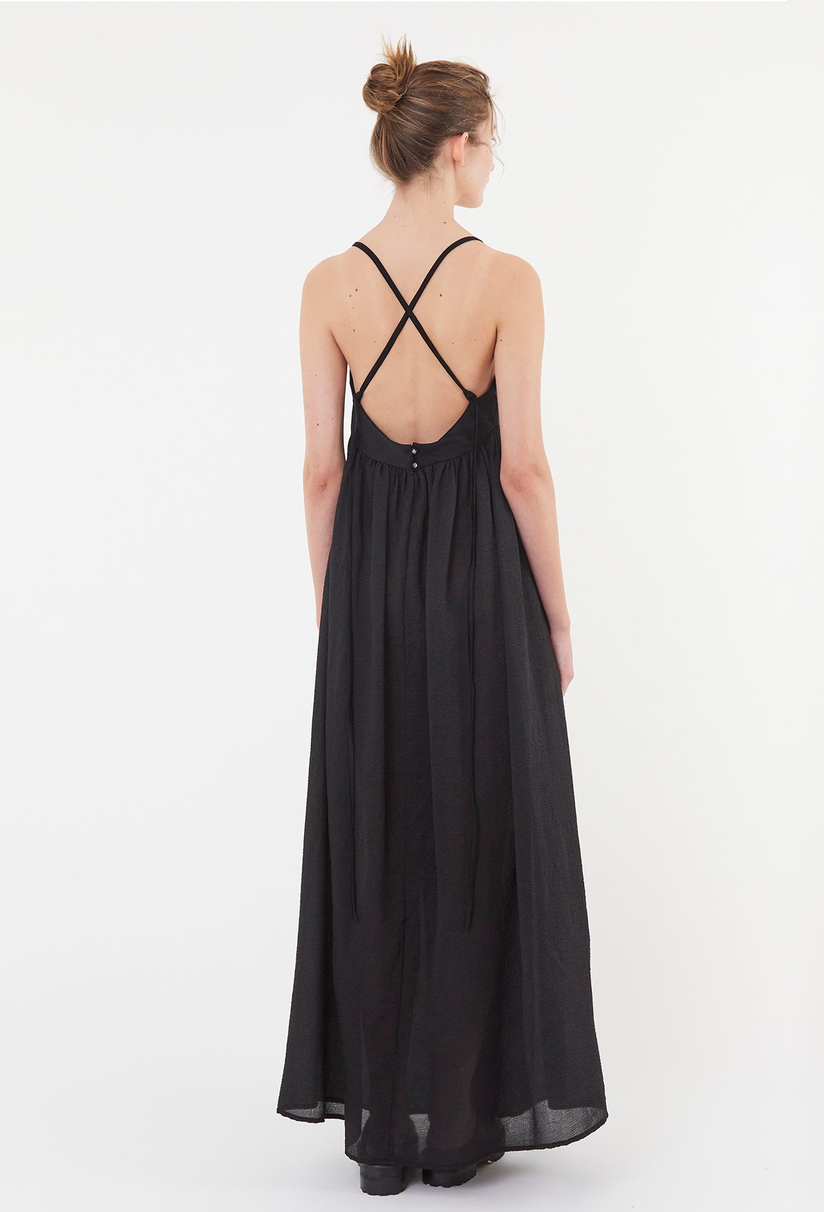 Glimmer Gown - Onyx Allure